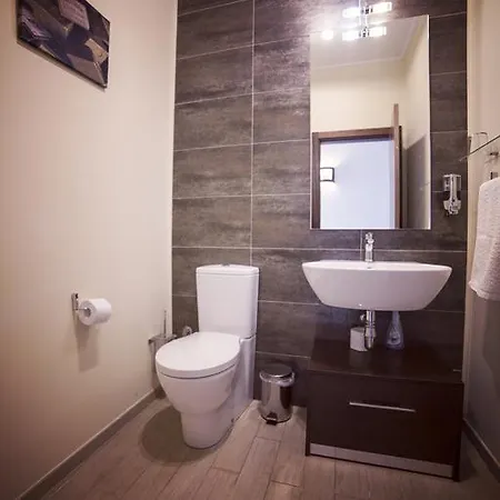 El Mirador De La Toba