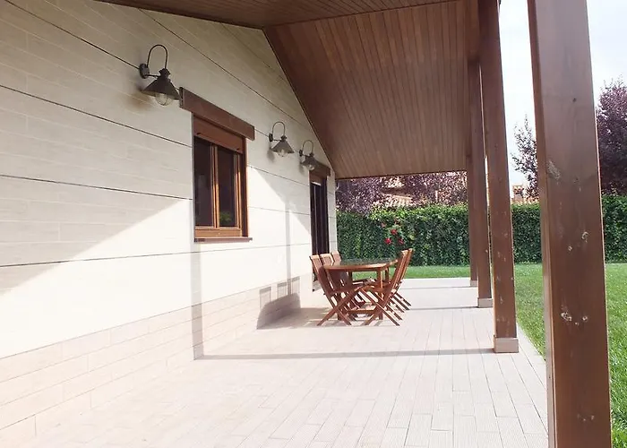 El Mirador De La Toba