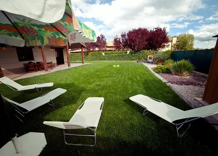 El Mirador De La Toba Feriehus *