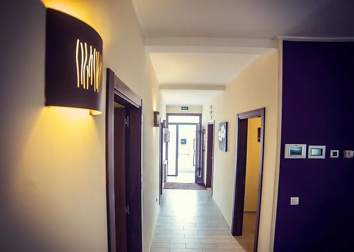 El Mirador De La Toba Feriehus *