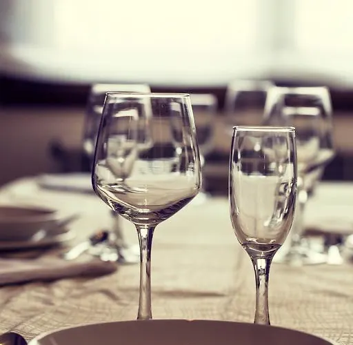 El Mirador De La Toba